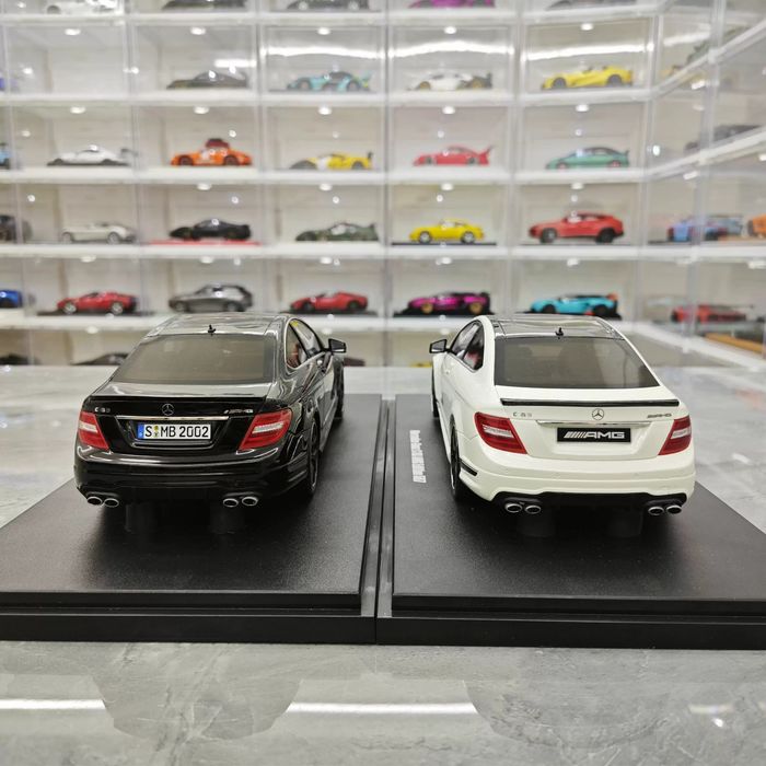 Mercedes Benz W204 C63 AMG Original 1:18 Limited Edition