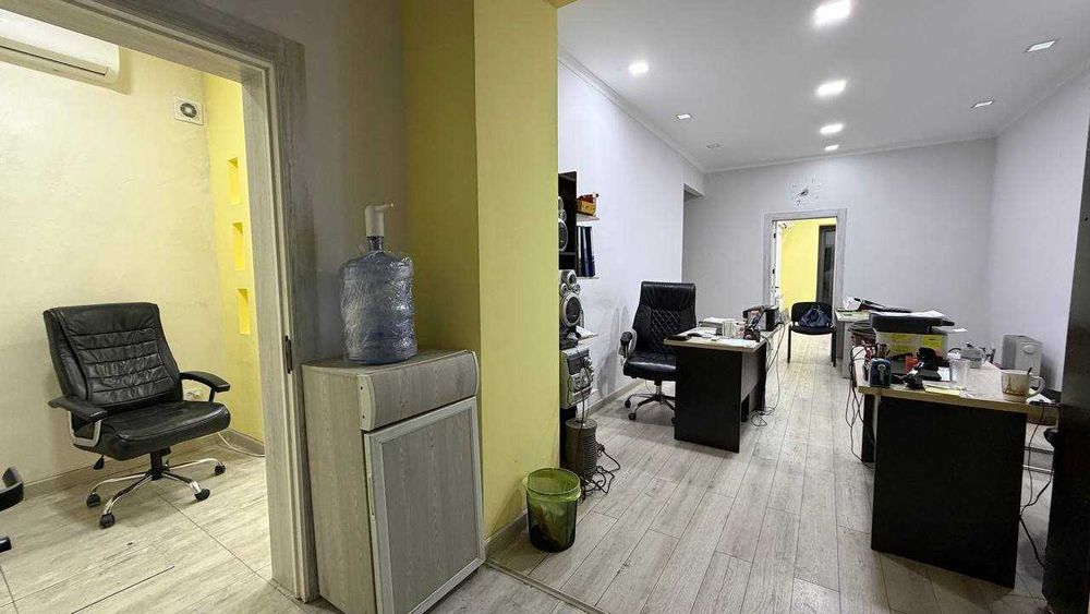 Продам Офис 67 кв.м Ш.Руставели
