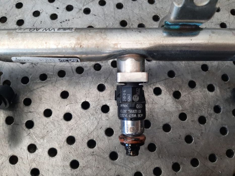 injector 1.4tsi cpw audi a3 8v vw golf 7 0280158831de  03c906039a
