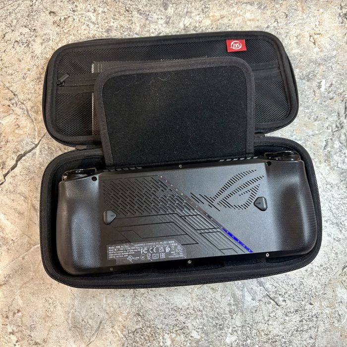 Asus ROG Ally Z1 Extreme 1Tb