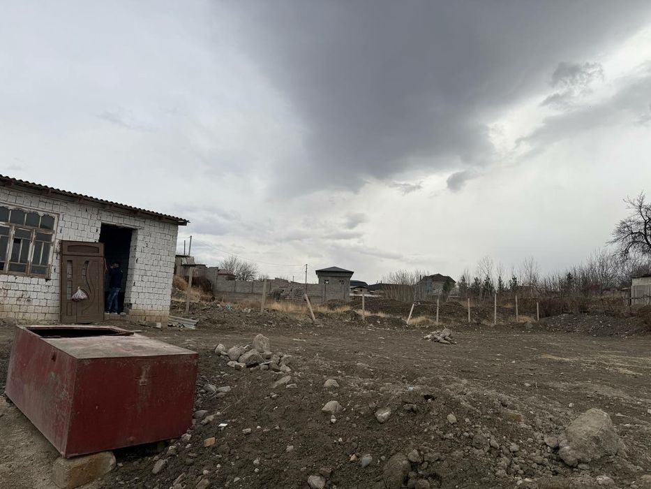 Yer sotiladi dakmentlari xamasi tayor