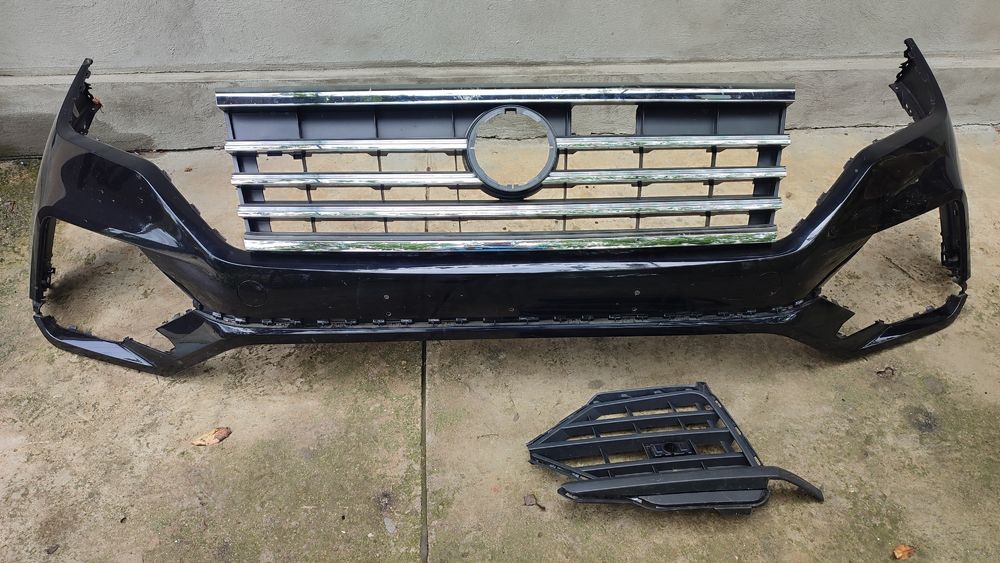 Grila masca fata Vw Touareg 3 model 2020 CR7