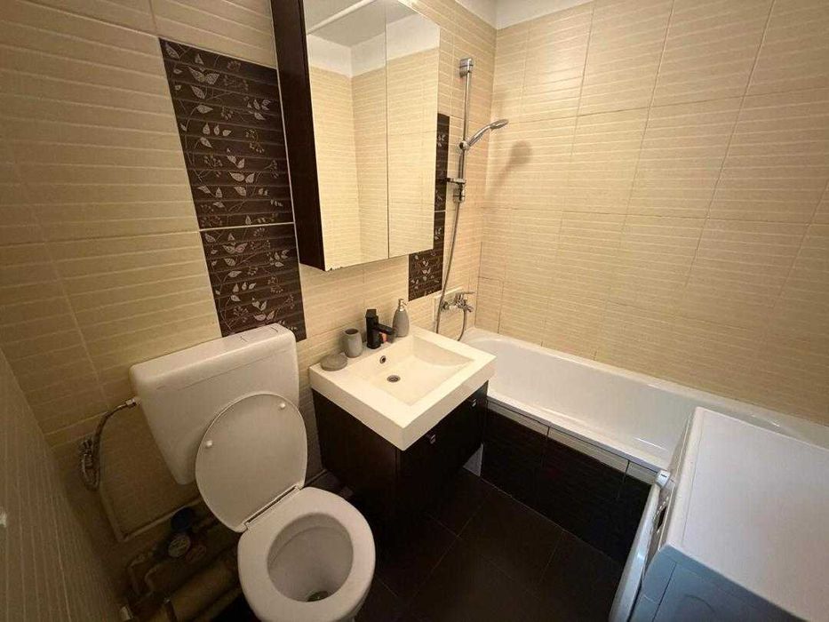 Închiriez garsonieră  zona Iancului