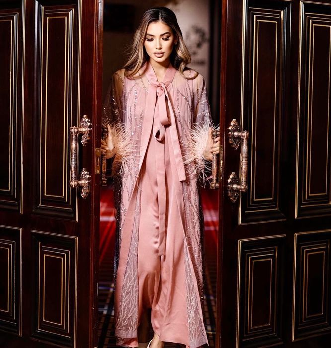 . Прокат платьев от 42 до 60 размера