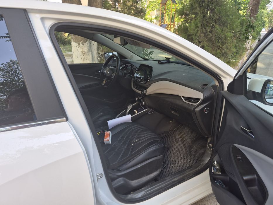 Chevrolet Onix 2023 — 6