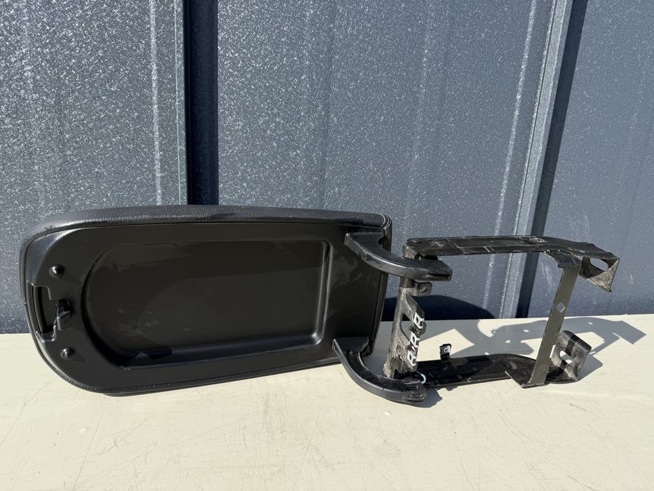 Cotiera Bmw  3 F25 piele neagra cusatura alba
