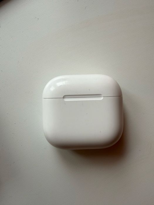 Слушалки Apple AirPods 4