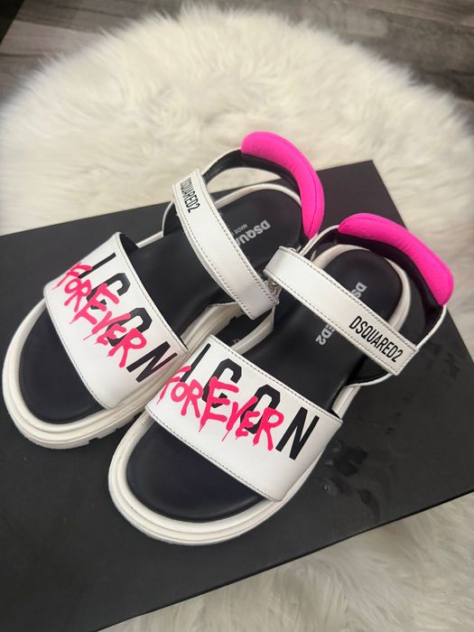 Vand sandale si adidadi de copii originale !