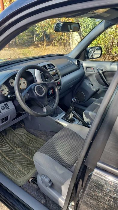 Toyota RAV 4 2003 2.0 diesel