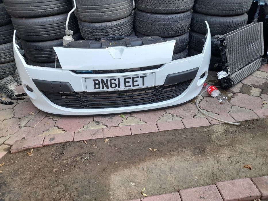 Megane 3 macara geam si alte piese