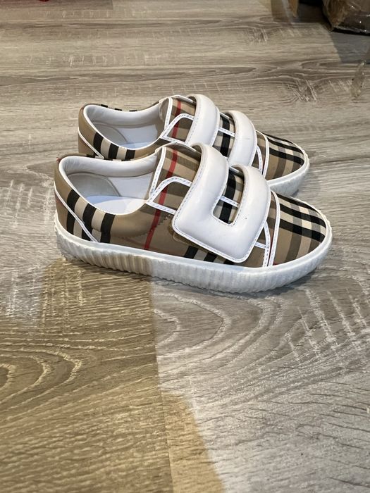 Оригинални детски Burberry