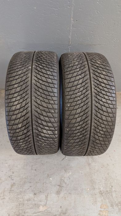 Două anvelope iarna Michelin 285 40 20 dot 2024