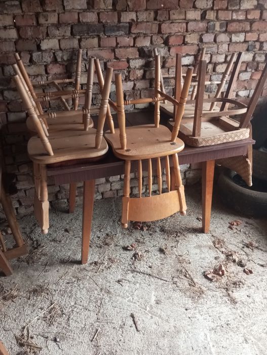 Разтегателни маси и столове!