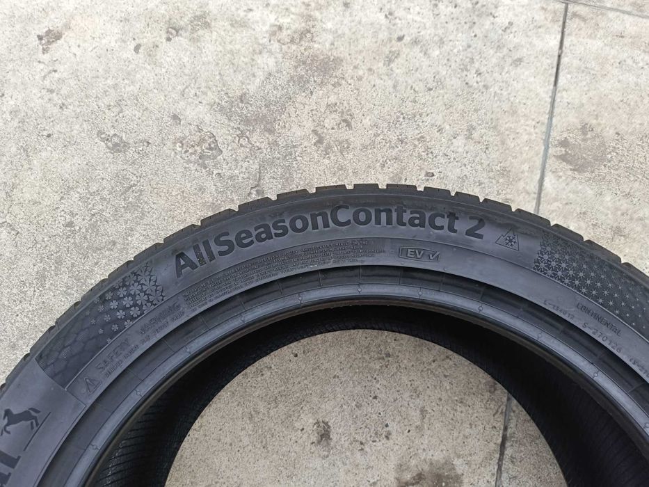 O anvelopa 255 45 18 Continental AllSeasonContact 2 dot 2024