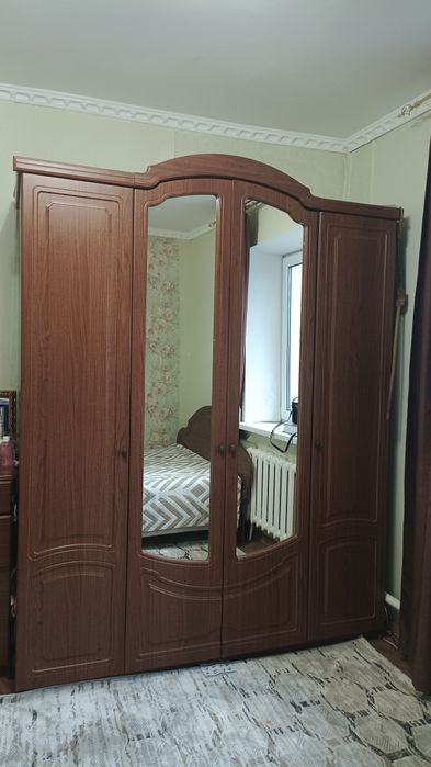 шкаф вхорошем состояний, нах.в зачаганске, торг есть