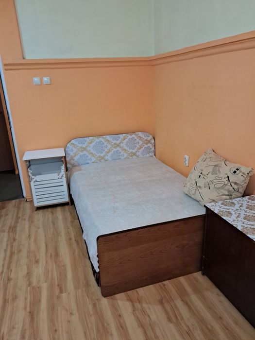 Дава се под наем Многостаен апартамент в Пловдив, Кючук Париж - 110 кв.м за 408 € - Снимка #6