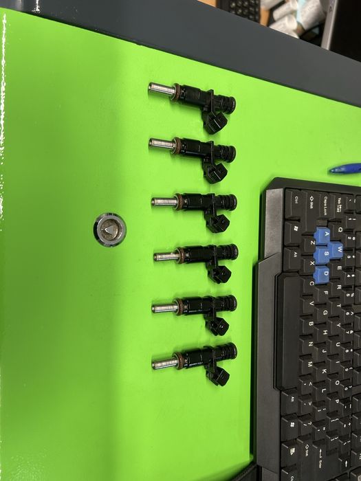 Стенд на бензинови инжектори, газови и метанови дюзи