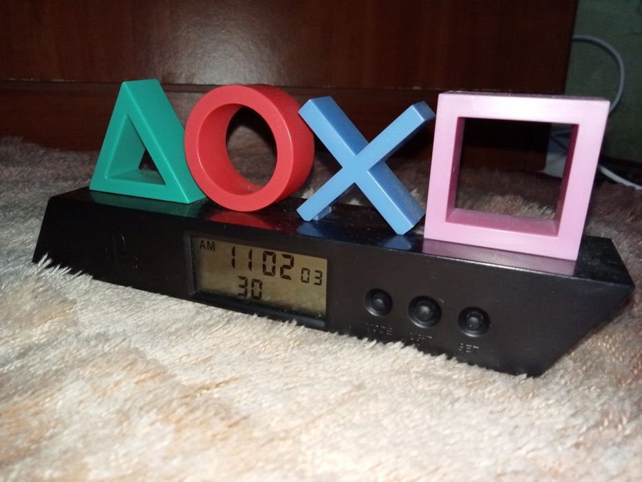 Decor, ceas PlayStation