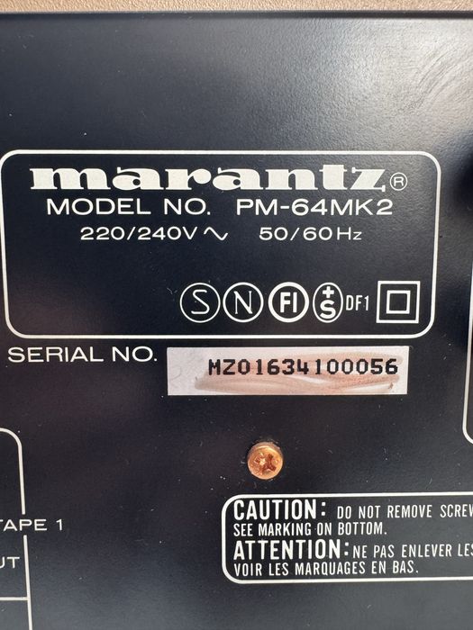 Marantz amplificator  PM 64II Quarter A