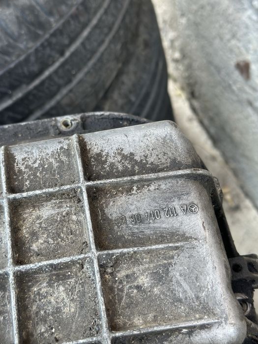 Продам поддон (картер) двигателя м112 4matic