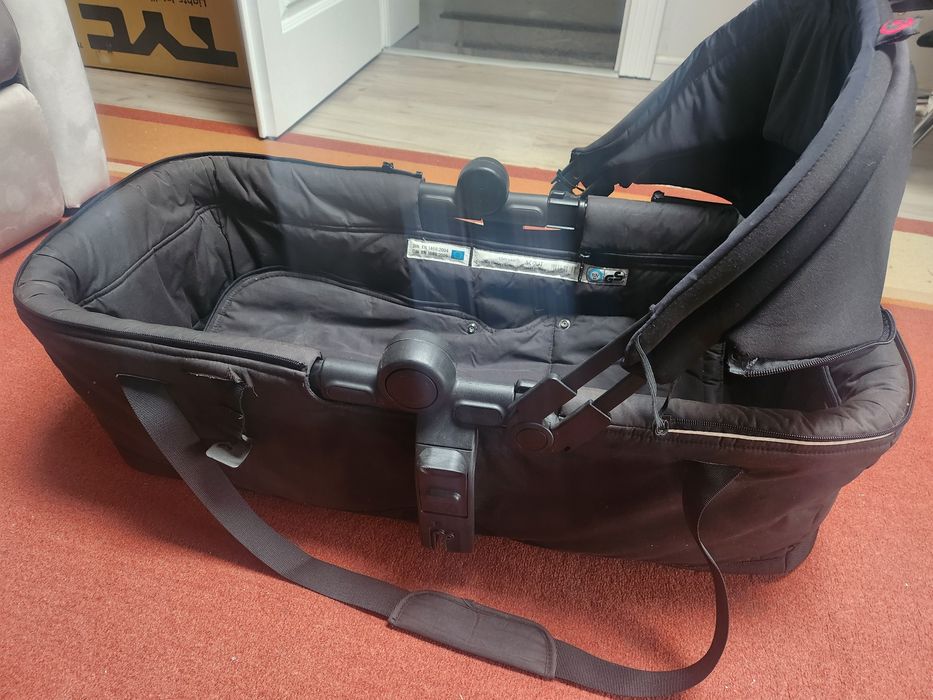 Patut portabil bebelus concord scout stare foarte buna