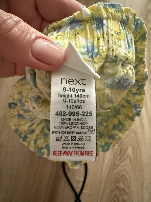 Продам детские вещи
