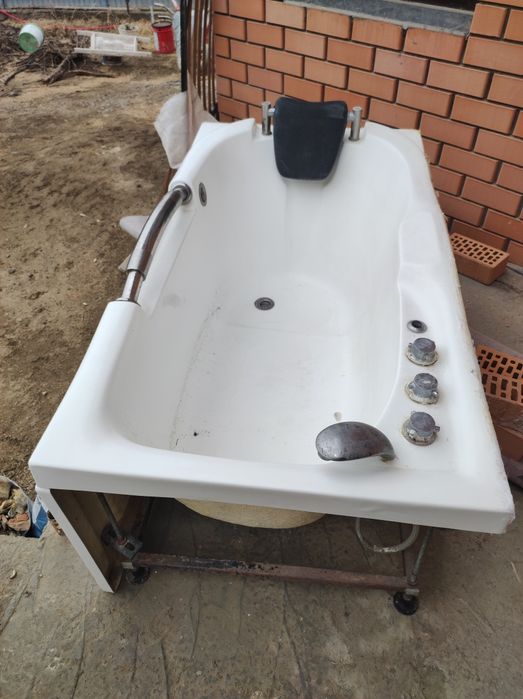 Ванна б/у продается