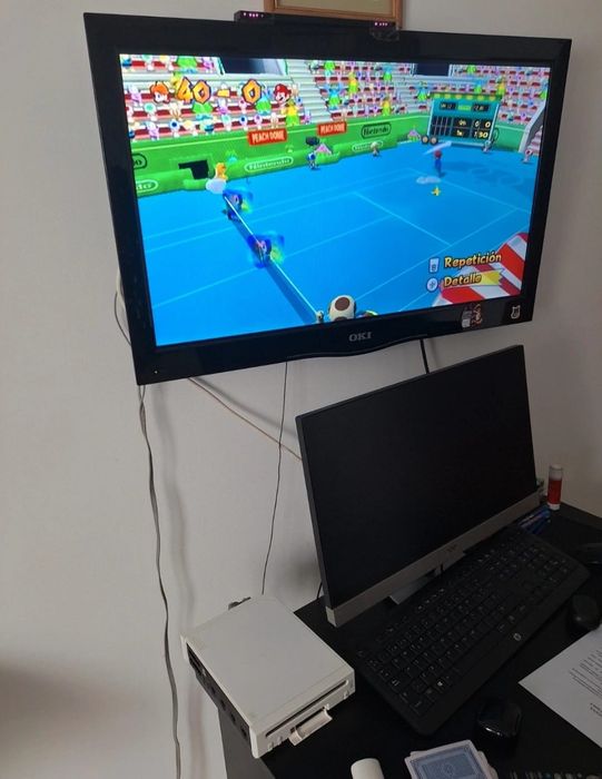 Vând consolă WII