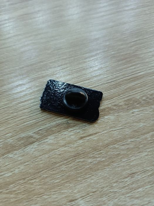 Брошь Не будь Расистом/Pin don't be racist