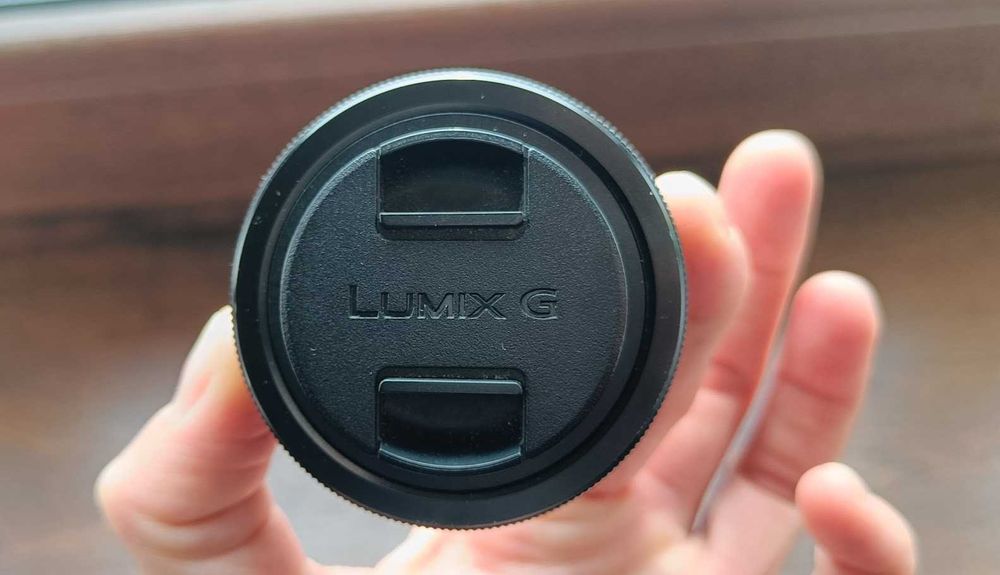 Продавам Panasonic LUMIX GX80 + 2 обектива (12–32mm и 35–100mm)