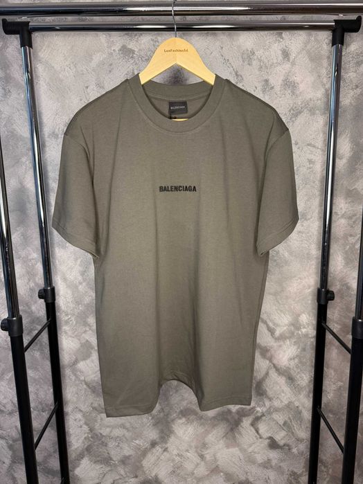 Tricou Balenciaga