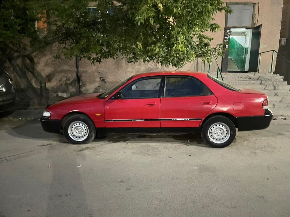 Mazda Kronos 626 ge 1992 года