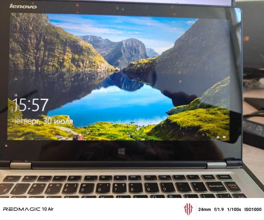 Ноутбук Lenovo Yoga 13.3"