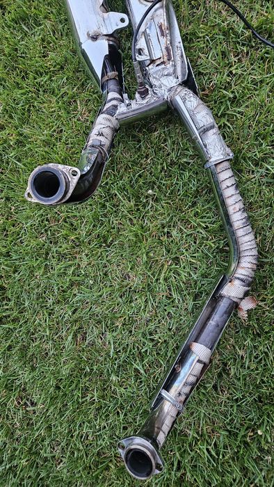 Vând tobe suzuki intruder