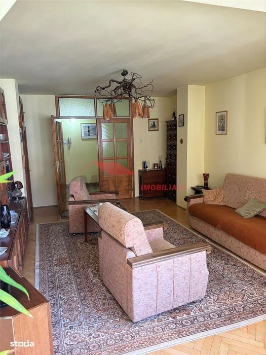 Apartament ultracentral, Piata Morii