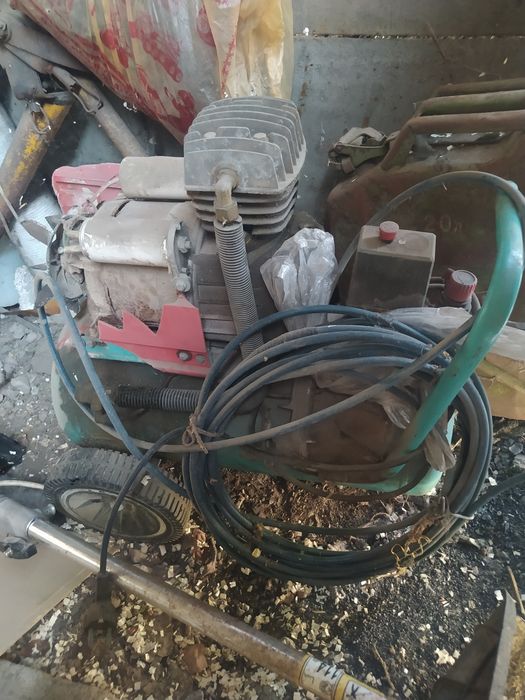 Продам компрессор