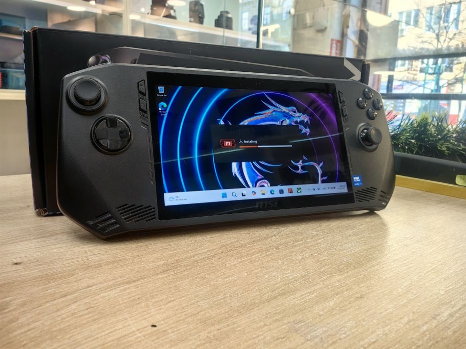 Хб! MSI Claw A1M перфектна + ГАРАНЦИЯ