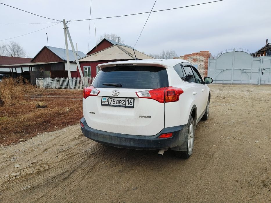 Продам Toyota Rav 4