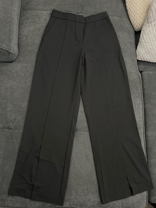 Официален панталон на Zara
