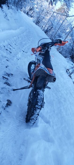 Мотоцикл 150 куб