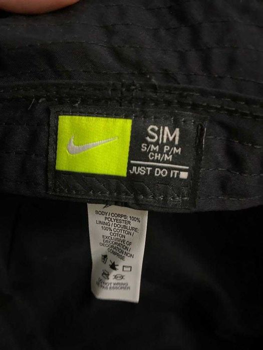 Pălărie Bucket hat Nike Pro ,3d neagră, marimea S/M