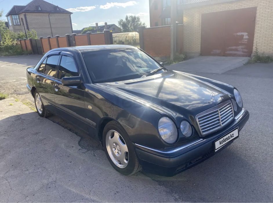 Продам Мерседес 210 2.8