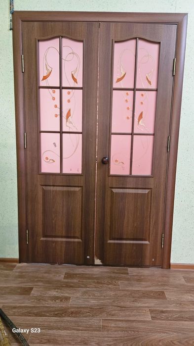 Есик сатылады жагдайы жаксы  хабарласыныздар багасын келисемиз