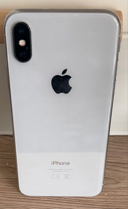 Продавам Iphone X