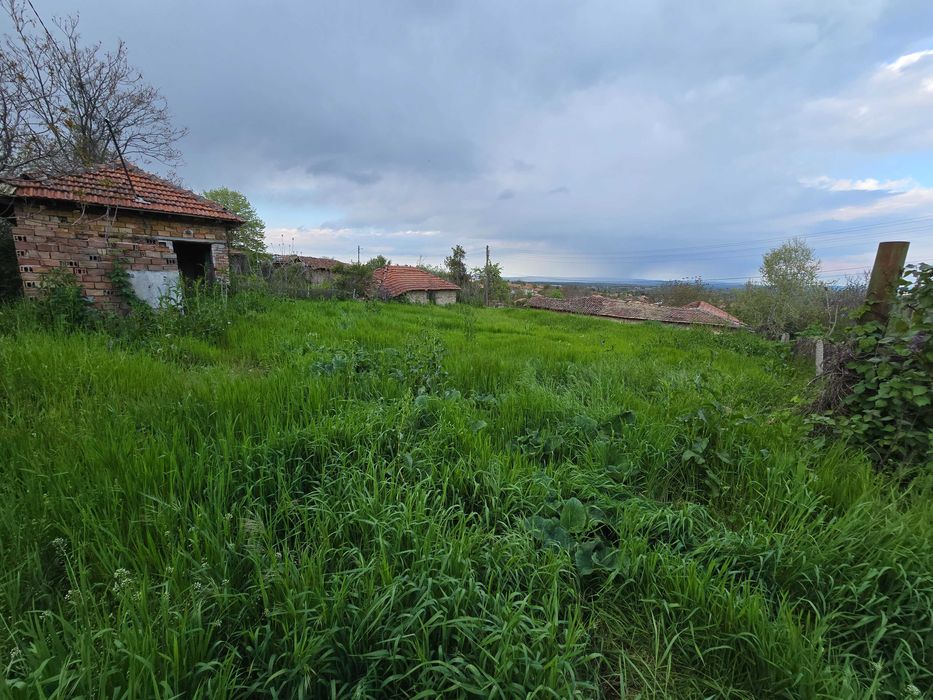 Парцел в село Самоводене
