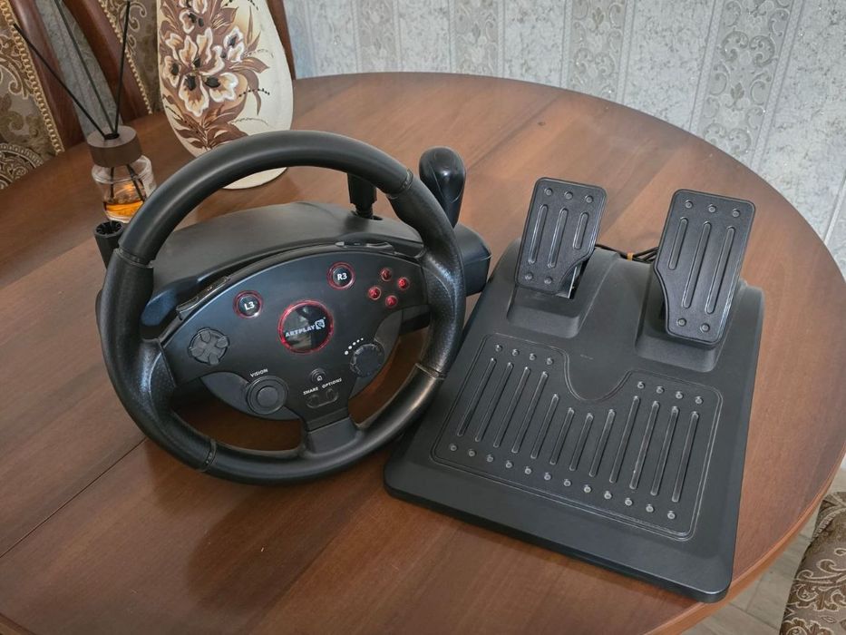 Продам игровой руль