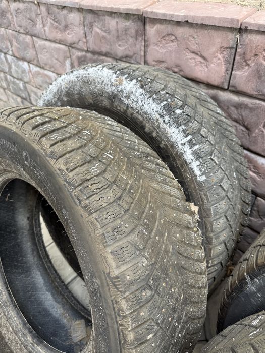 265/65/18 продам зимние шины