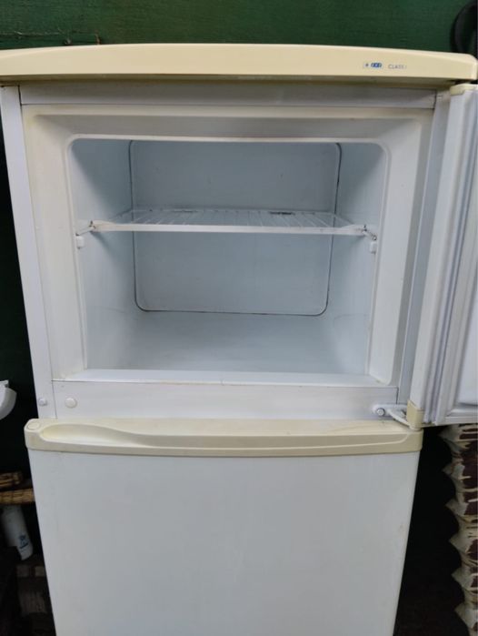Продам холодильник отличное состояние