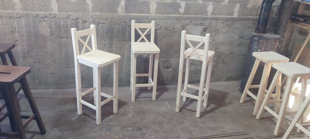 Бар столове с облегалка