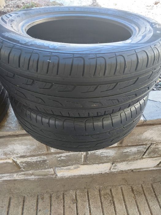 Продам шины на легковую машину